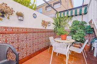 Casa adosada en venta en Residencial Triana - Barrio Alto en Gabias (Las)
