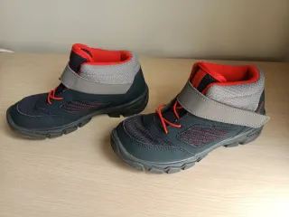 Botas de montaña talla 33 Quechua