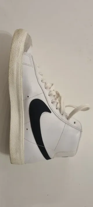 Nike Blazer Mid '77 Zapatillas Blancas