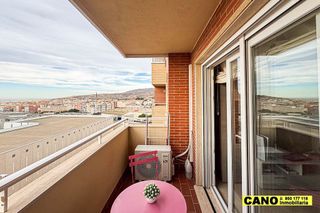 Piso en venta en San Luis en Almería