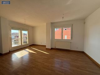 Piso en venta en Los Valles-San Vazquez-El Fuerte en Guadalajara