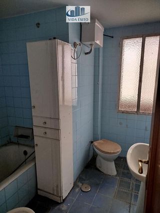 Piso en venta en Linares