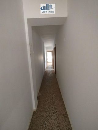 Piso en venta en Linares