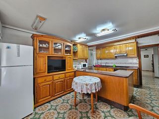 Piso en venta en Zona La Ermita en Torrent