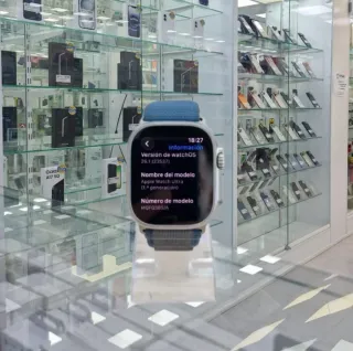 Apple Watch Ultra 1 49mm Cel Usado con Cargador