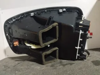 Pantalla y aireadores Peugeot 207