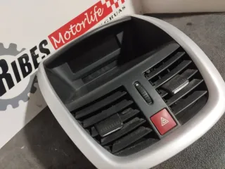 Pantalla y aireadores Peugeot 207