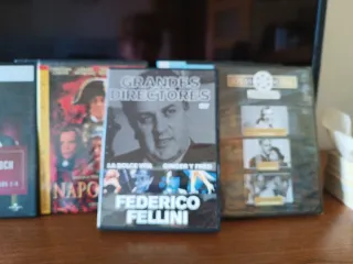 16 DVDs Películas y Documentales