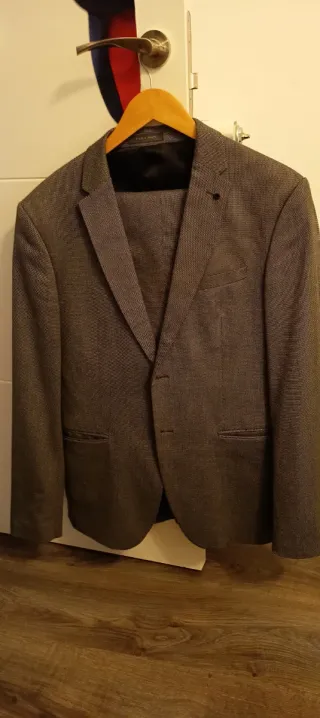 Traje Zara Man Gris