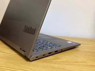 Portátil Lenovo yoga i7 Táctil con lapicero