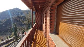 Chalet en venta en Peñarrubia