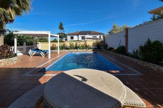 Chalet en venta en Padul