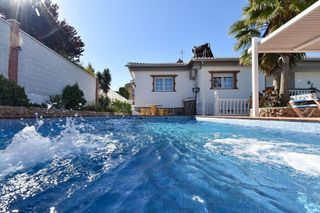 Chalet en venta en Padul