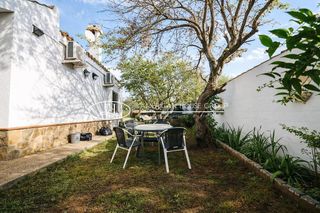 Chalet en venta en Las Lagunas - Campano en Chiclana de la Frontera