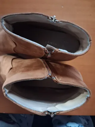 Botines marrones con cremallera