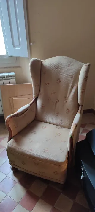 Sofá orejero vintage tela floral