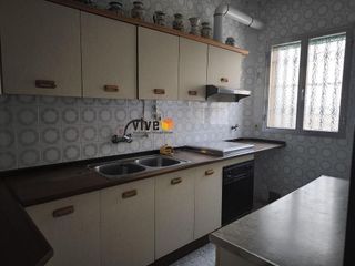 Casa adosada en venta en Cruz Roja en Sevilla