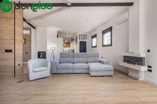 Piso en venta en Bola de Oro - Serrallo en Granada