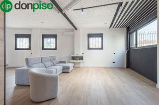 Piso en venta en Bola de Oro - Serrallo en Granada