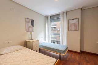 Piso en venta en Camino de Ronda - Rosaleda en Granada