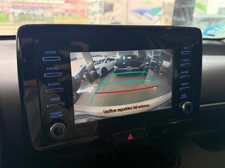 Toyota Yaris HÍBRIDO Modelo 2023