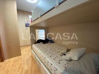 Piso en venta en Fondo en Santa Coloma de Gramanet