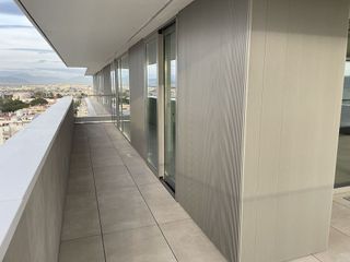 Piso en alquiler en Martín Carpena - Torre del Río en Málaga