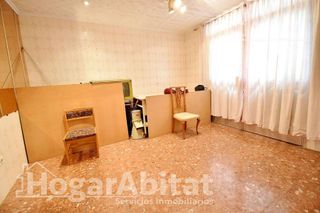 Casa adosada en venta en Cheste