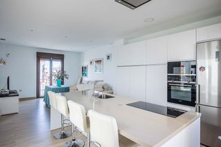 Casa adosada en venta en La Paz en Alcalá de Guadaira