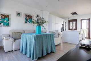 Casa adosada en venta en La Paz en Alcalá de Guadaira