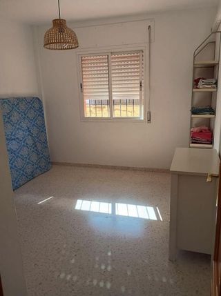 Chalet en venta en La Granja-La Colina-Los Pastores en Algeciras