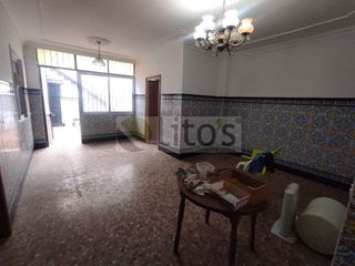 Casa adosada en venta en Centro - Doña Mercedes en Dos Hermanas