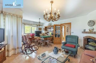 Chalet en venta en Gójar