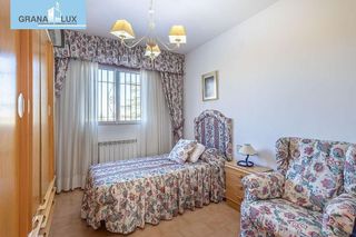 Chalet en venta en Gójar