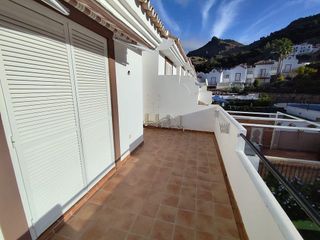 Casa adosada en venta en Pizarra