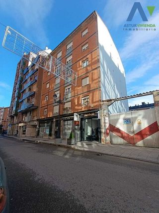 Piso en venta en Milán - Pumarín - Teatinos en Oviedo