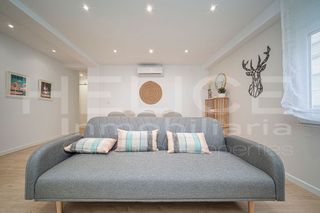 Piso en venta en Marxalenes en Valencia