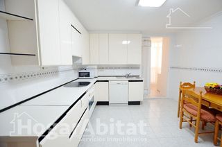 Piso en venta en Centro en Alicante