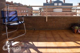 Piso en venta en Joc de la Bola - Camps d'Esports - Ciutat Jardí - Montcada en Lleida