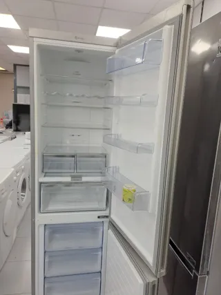 ♤Nevera marca balay cristal nofrost con garantía♤