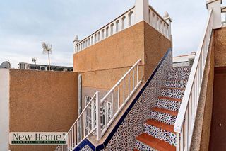 Casa adosada en venta en Roquetas Centro en Roquetas de Mar