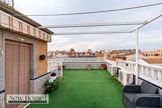 Casa adosada en venta en Roquetas Centro en Roquetas de Mar