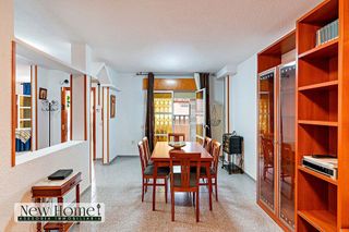 Casa adosada en venta en Roquetas Centro en Roquetas de Mar