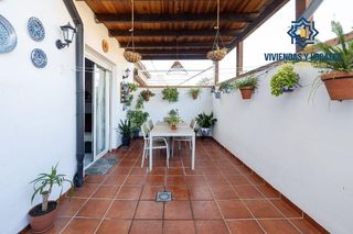 Chalet en venta en Zubia (La)