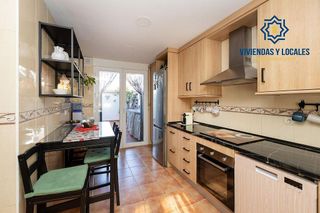 Chalet en venta en Zubia (La)