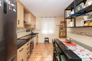 Chalet en venta en Zubia (La)