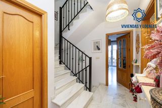 Chalet en venta en Zubia (La)