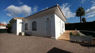 Chalet en venta en Almensilla