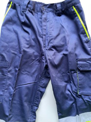 Pantalón con forro talla 42