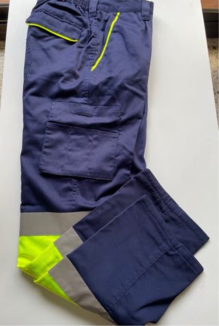 Pantalón con forro talla 42